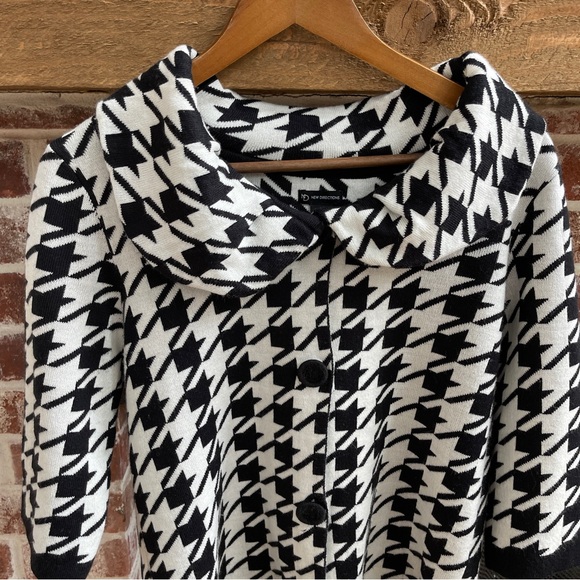 Black and White Houndstooth Women's Sweater size L - Picture 2 of 4